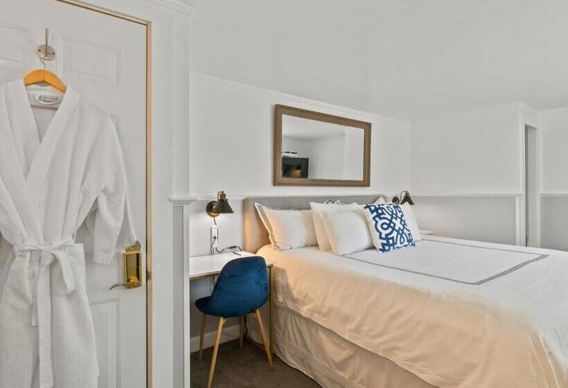 غرفة قياسية سرير كينج, The Seagrove Suites & Guest Rooms