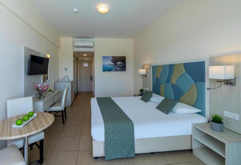 스탠다드 내측 룸, Tofinis