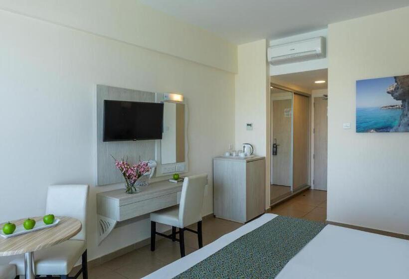 스탠다드 내측 룸, Tofinis