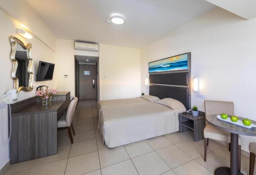 스탠다드 룸 측면 바다 전망, Tofinis