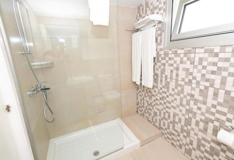 침실 1개 아파트, Tofinis