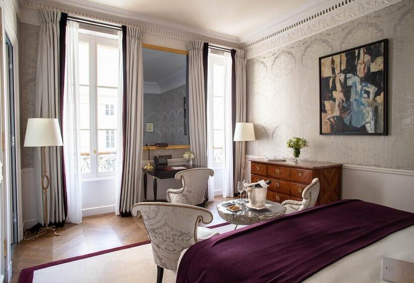 Chambre Premium, La Réserve Paris Hotel & Spa