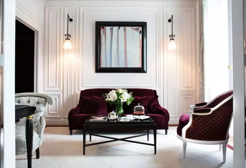 Suite Deluxe, La Réserve Paris Hotel & Spa