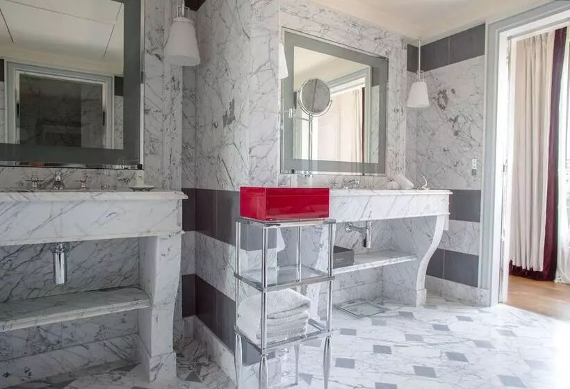 Suite Présidentielle, La Réserve Paris Hotel & Spa