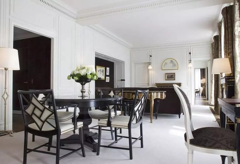 Suite Présidentielle, La Réserve Paris Hotel & Spa