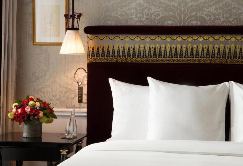 اتاق پرمیوم, La Réserve Paris Hotel & Spa