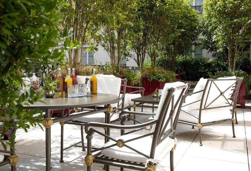 سوئیت جونیور با تراس, La Réserve Paris Hotel & Spa