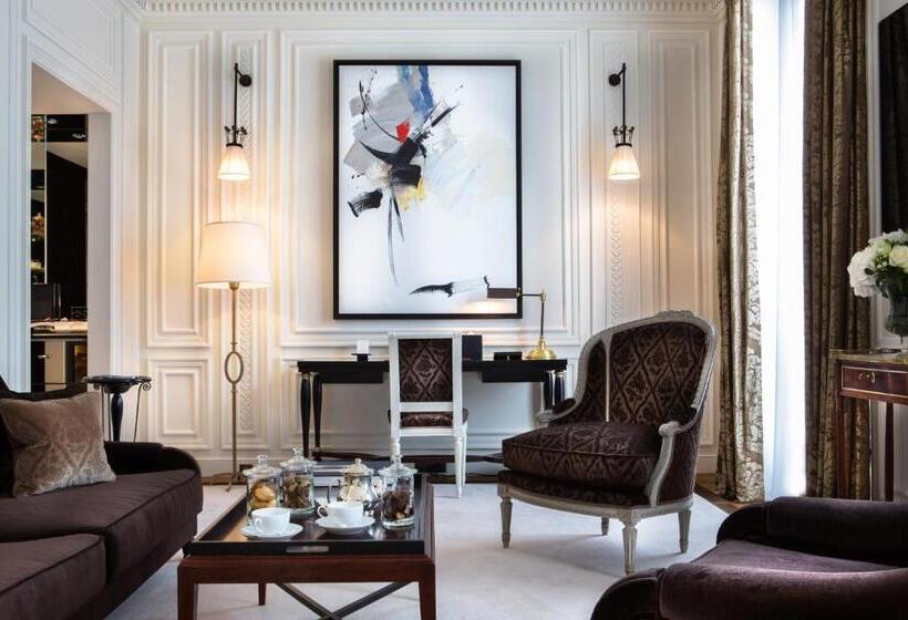 سوییت لوکس, La Réserve Paris Hotel & Spa