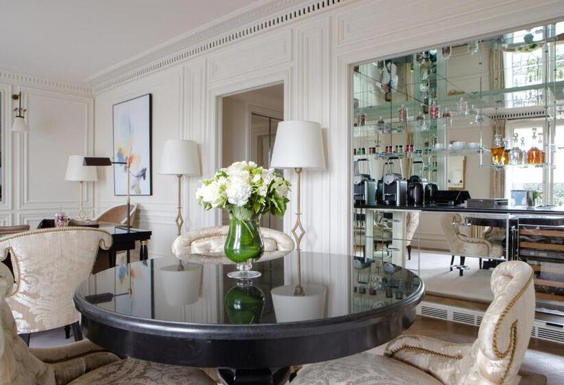سوییت, La Réserve Paris Hotel & Spa
