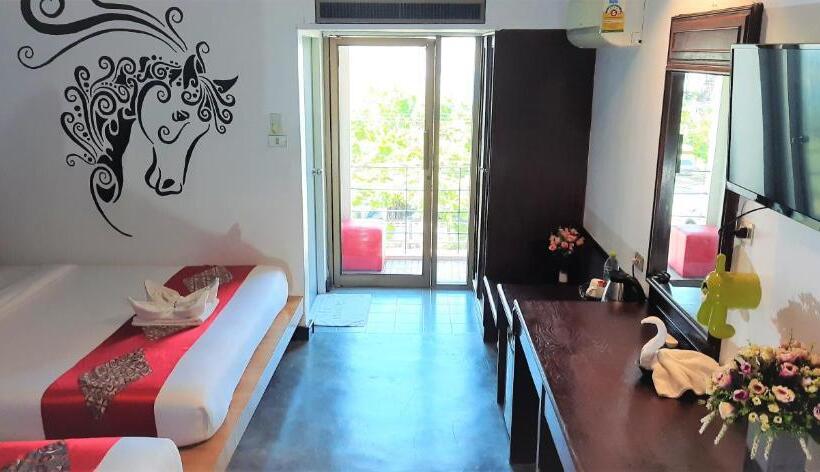 اتاق استاندارد سه نفره, Lamoon Resotel
