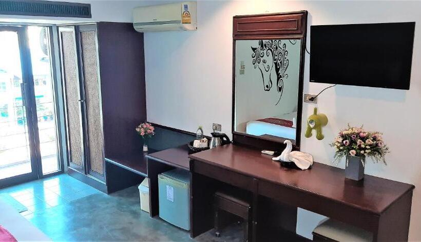 اتاق خانوادگی, Lamoon Resotel