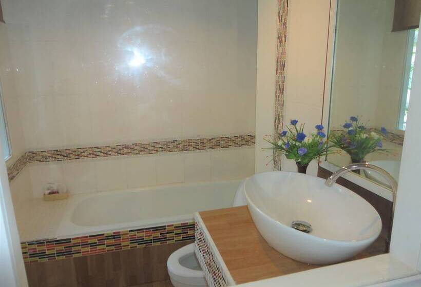 سوییت خانوادگی, Lamoon Resotel