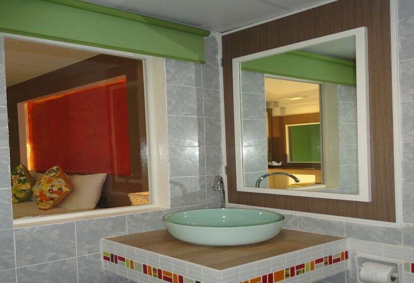 اتاق لوکس, Lamoon Resotel