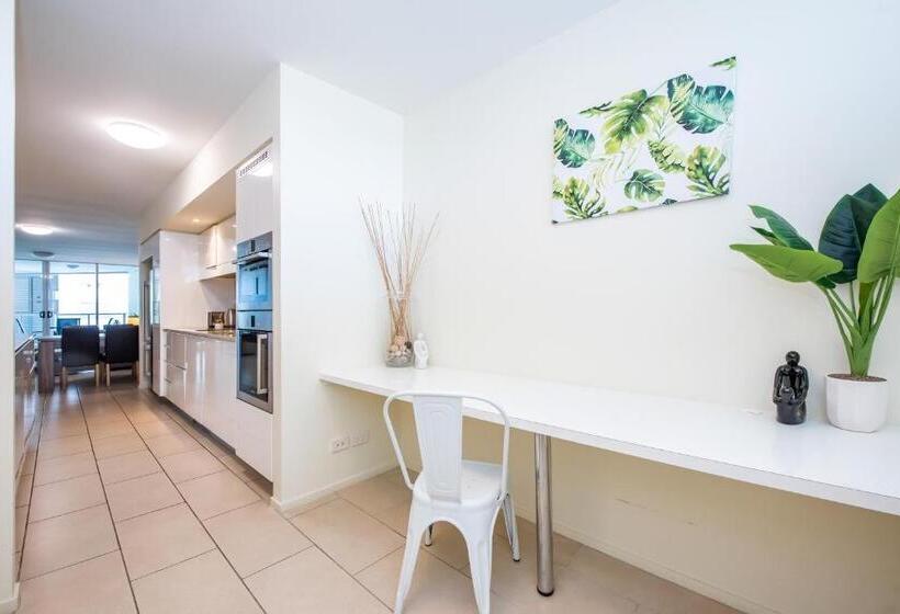 דירת שני חדרים, Lanai Riverside Apartments