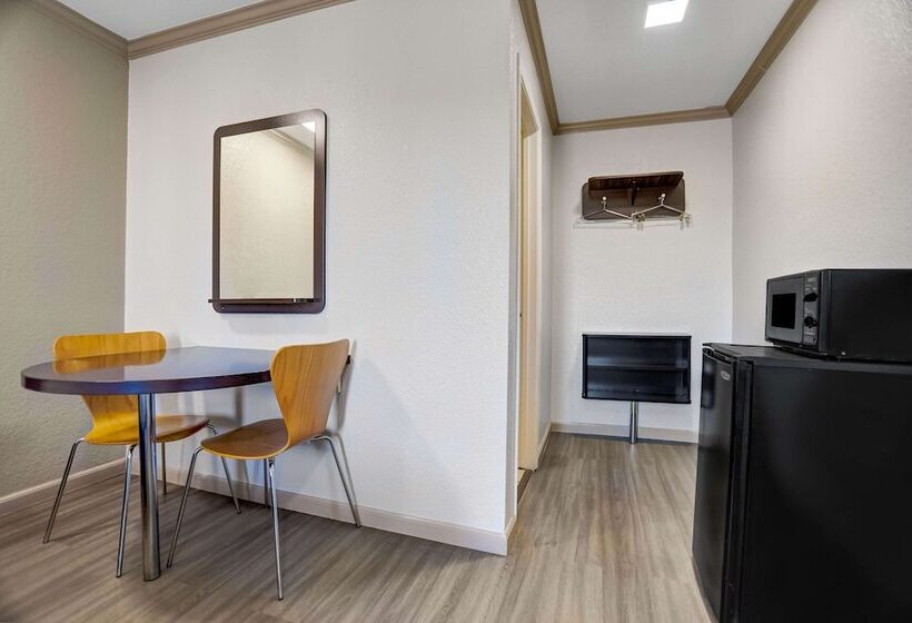 Номер Стандарт 2 Двуспальные Кровати, Motel 6red Bluff, Ca