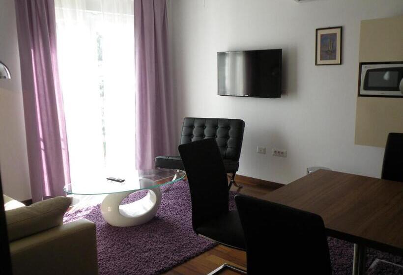 Люкс, Residence Villa Karda