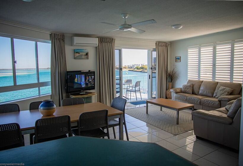 Семейные Апартаменты, Tripcony Quays Apartments