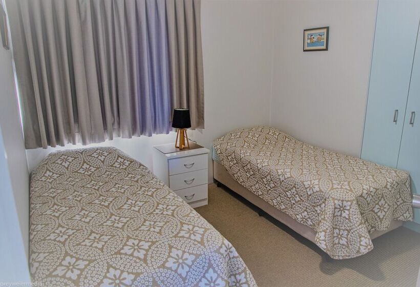 Семейные Апартаменты, Tripcony Quays Apartments