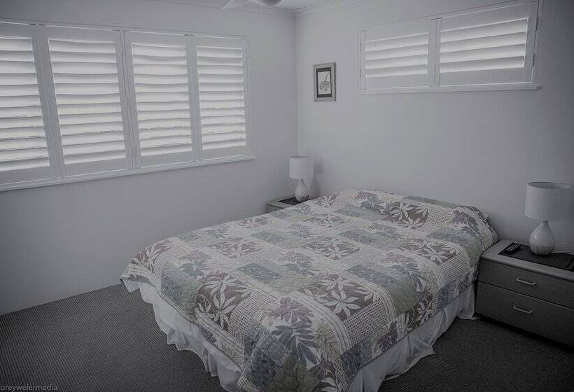 Семейные Апартаменты, Tripcony Quays Apartments