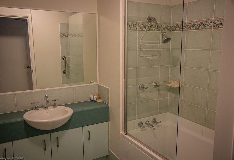 Семейные Апартаменты, Tripcony Quays Apartments