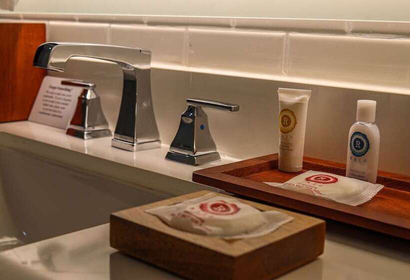 اتاق استاندارد با 2 تخت دوبل, Comfort Inn & Suites Tobago