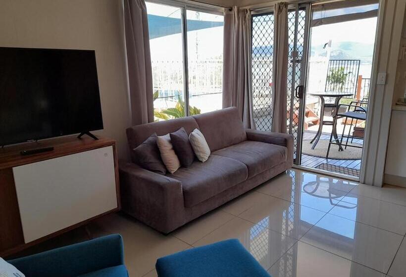 １ベッドルームアパートメント, Airlie Apartments