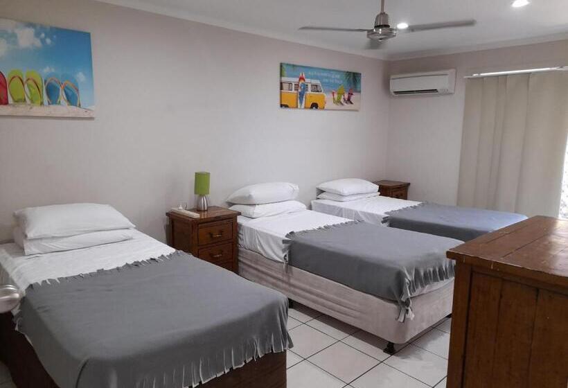 ２ベッドルームアパートメント, Airlie Apartments