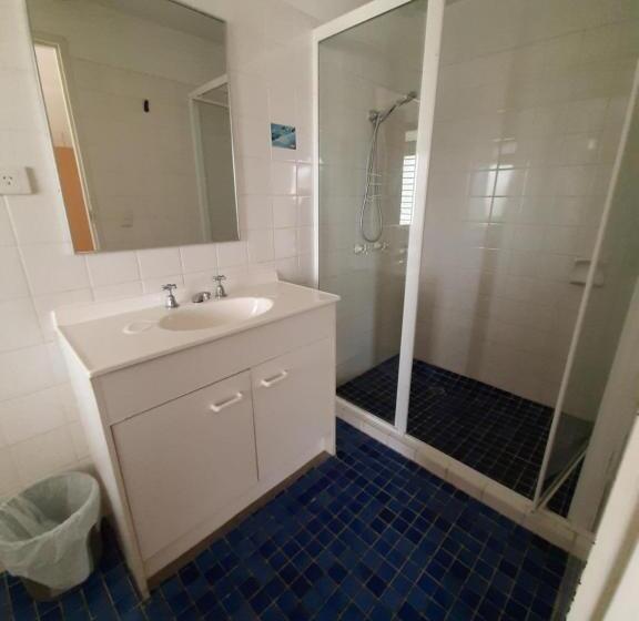 غرفة قياسية, Airway Motel