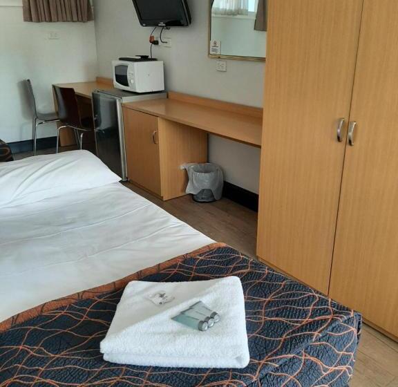 غرفة قياسية, Airway Motel