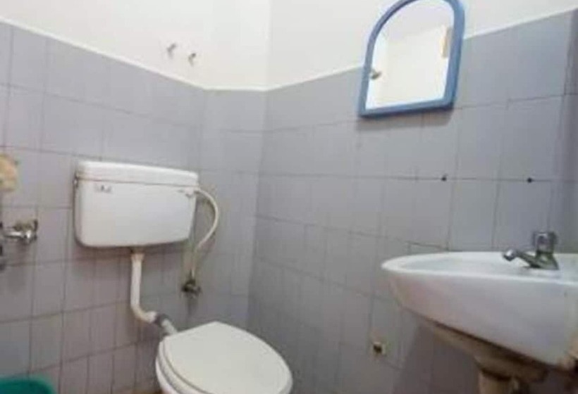 スタンダードトリプルルーム, Ammu Palace