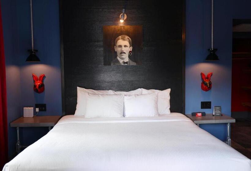 Standard Szoba King Size Bed, Gaythering   Gay Hotel   All Adults Welcome