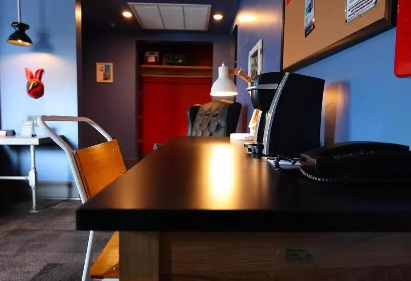 اتاق استاندارد با تخت بزرگ, Gaythering   Gay Hotel   All Adults Welcome