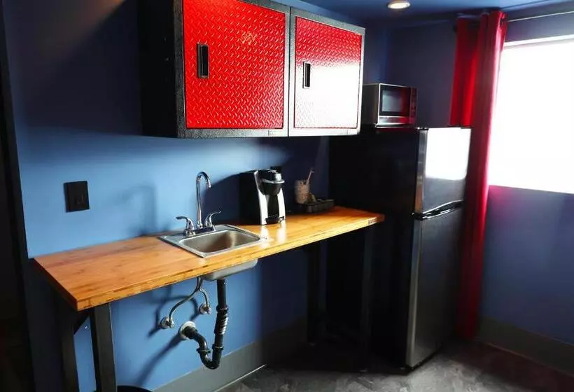 استودیو استاندارد با تخت کینگ, Gaythering   Gay Hotel   All Adults Welcome