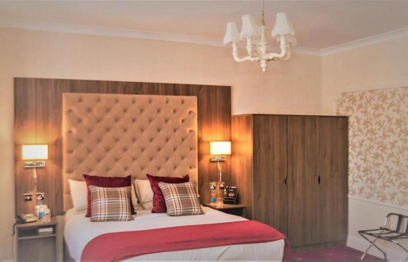 이그제큐티브 룸, Kingston Theatre