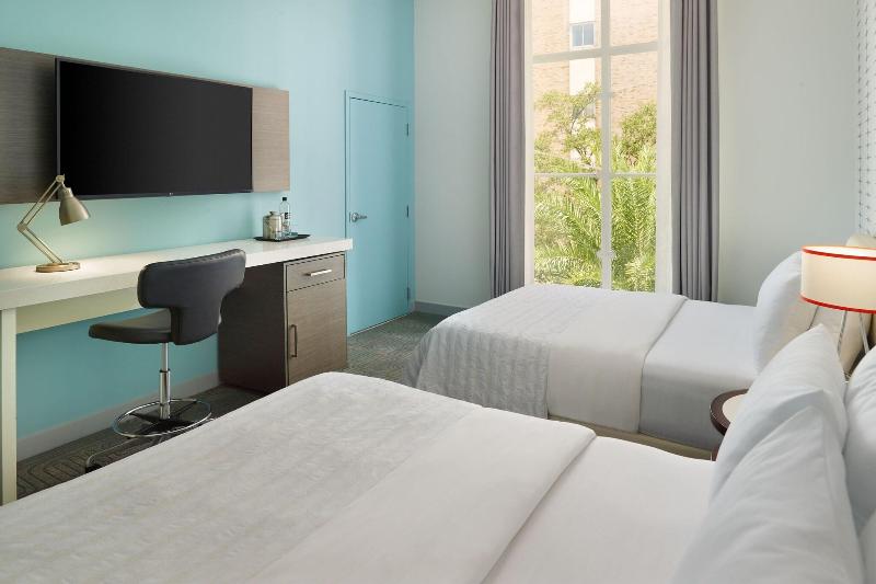 غرفة ديلوكس, Le Méridien Tampa, The Courthouse