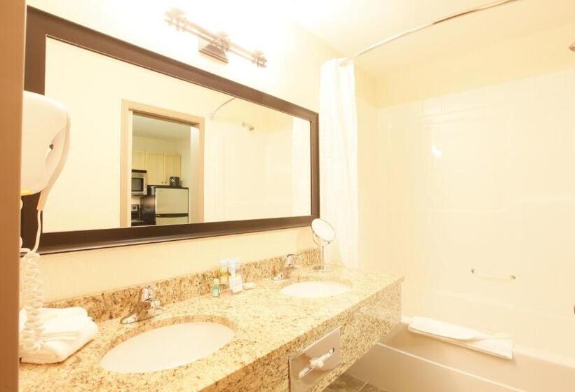 جناح, Vegreville Suites