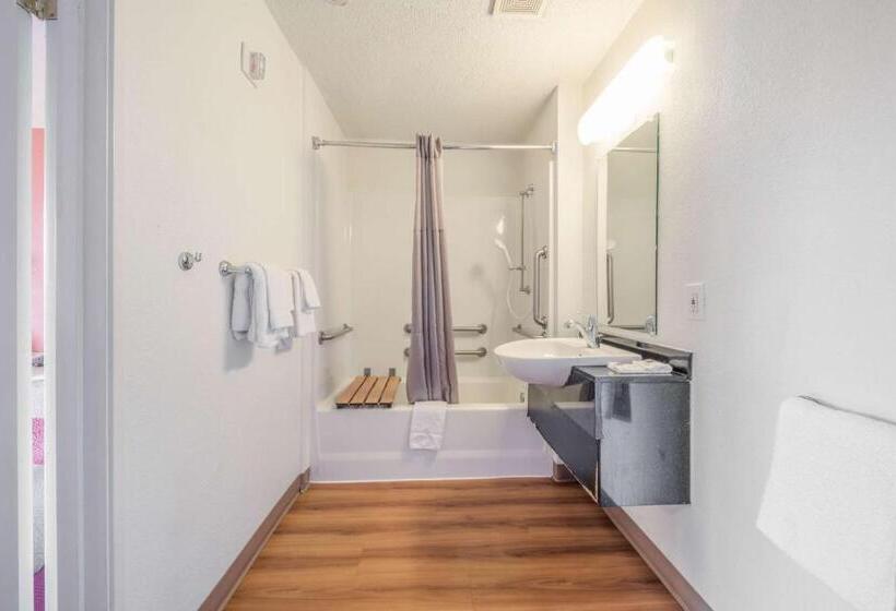 장애인을 위한 스탠다드 룸, Motel 6 Fairfield, Ca  North