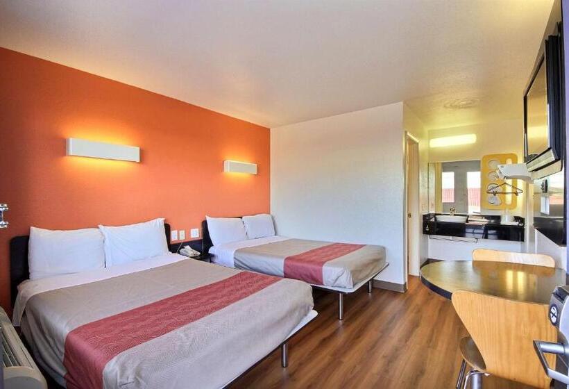4인용 스탠다드 룸, Motel 6laredo, Tx  South