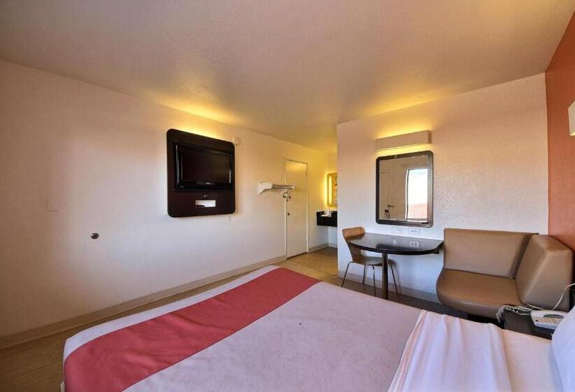スタンダードルーム, Motel 6laredo, Tx  South