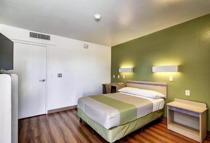 身障者適用スタンダードルーム, Econo Lodge Midvale