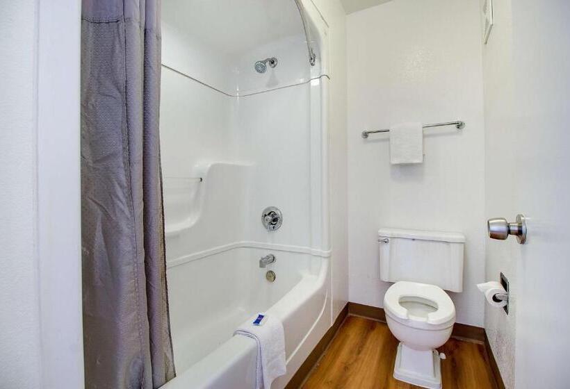 اتاق استاندارد, Motel 6 Phoenix, Az   East