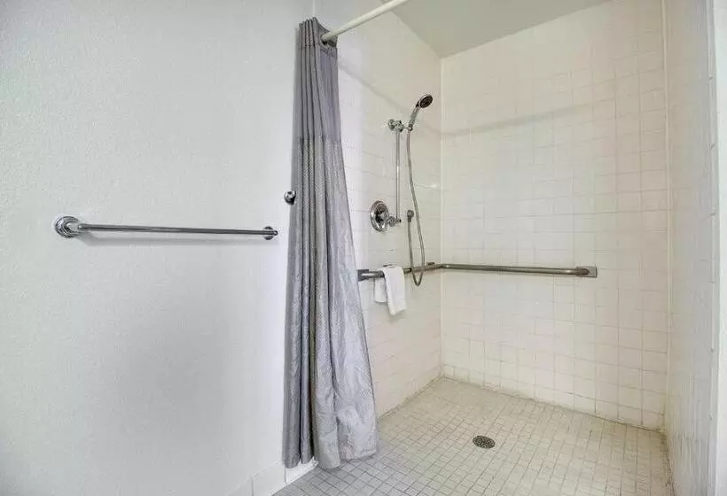 身障者適用スタンダードルーム, Motel 6 Phoenix, Az   East