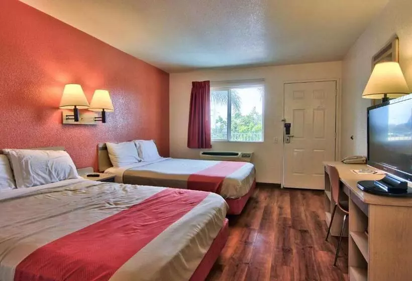 Standard Neljän Hengen Huone, Motel 6sacramento, Ca  South Sacramento And Elk Grove