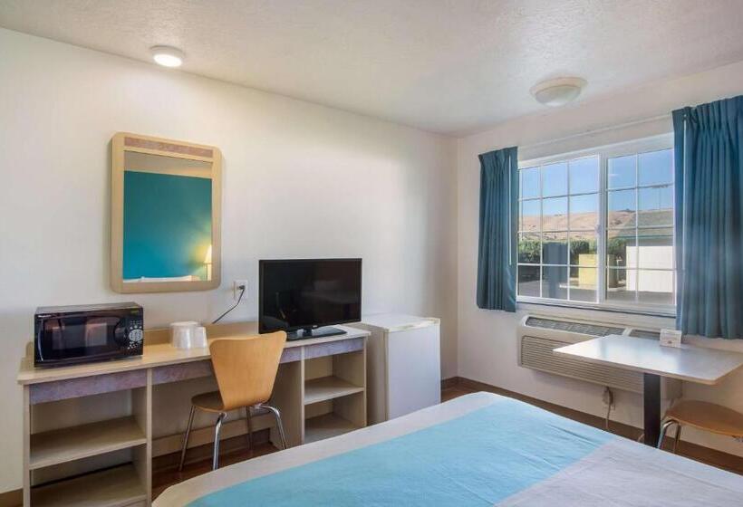Standart Oda, Motel 6the Dalles, Or