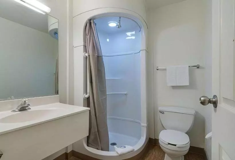 デラックスルーム, Motel 6topeka, Ks  Northwest