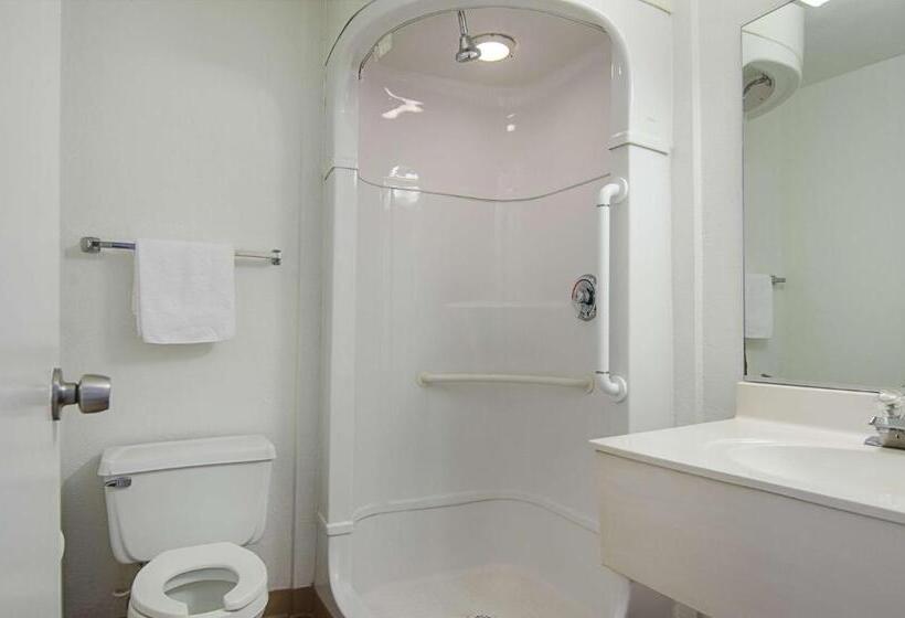 デラックスルーム, Motel 6topeka, Ks  Northwest