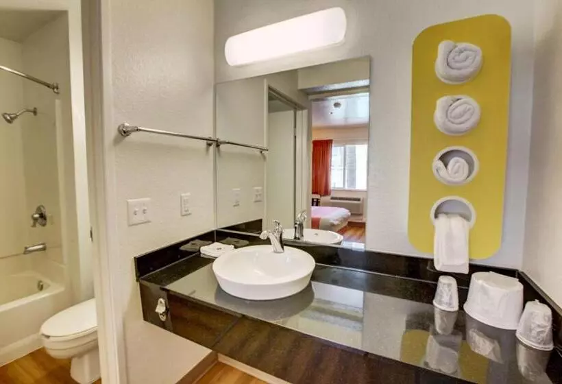 Standard-huone, Motel 6westminster, Ca  North