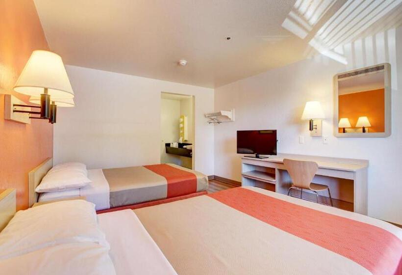 غرفة قياسية رباعية, Motel 6westminster, Ca  North