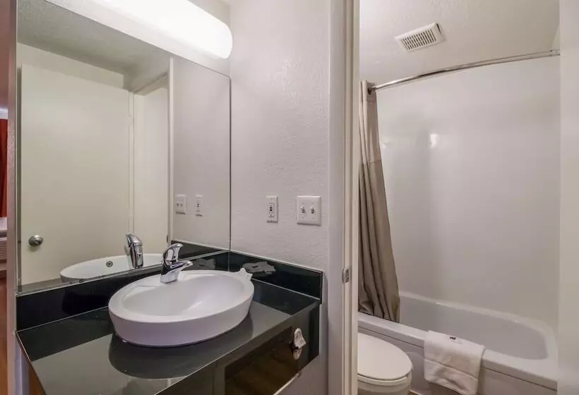デラックスルーム, Motel 6fargo, Nd  West Acres  North Fargo