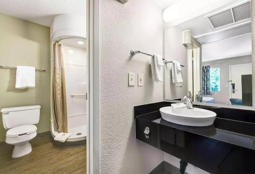 Standard Neljän Hengen Huone, Motel 6issaquah, Wa Seattle East